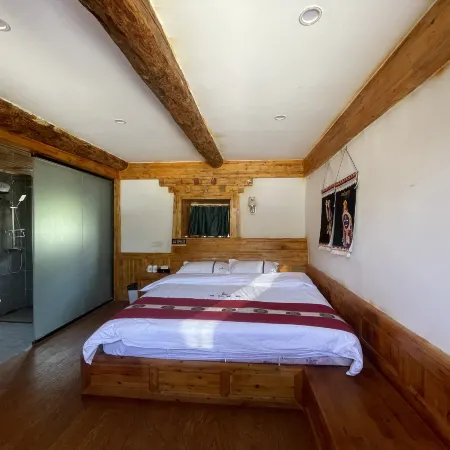 Danba Gangren Homestay