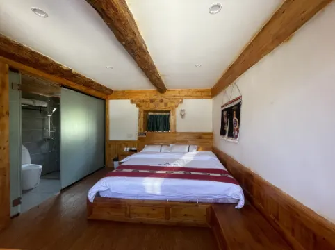 Danba Gangren Homestay