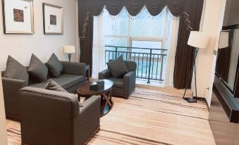 Grand Place Muzu Hotel