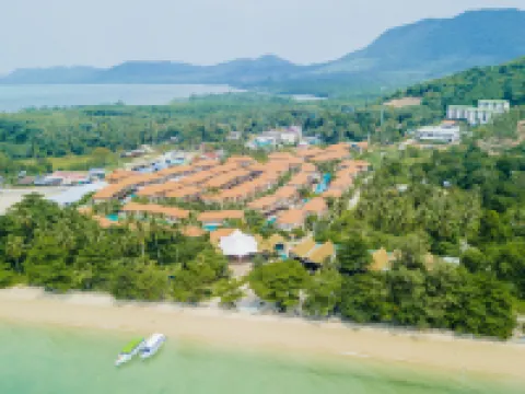 Blue Bay Resort - Access to Pool and Beach-Phuket & Krabi Hotels near Ko Yao Yai