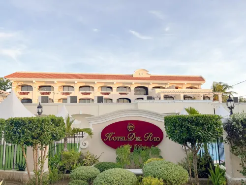 Hotel Del Rio Hotels in Iloilo City