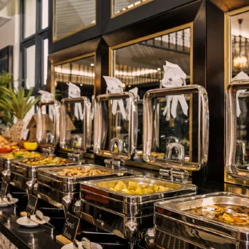 Sanouva Danang Hotel - Daily Afternoon Tea Inclusive Отели рядом с достопримечательностью «Хан- Ривер»