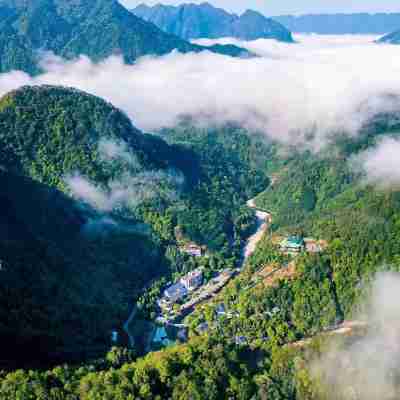 Guangdong First Peak Forest Hot Spring Resort Hotel Exterior