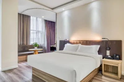 CoCo Style Hotel (Chengdu Jinlu Tianjie Longzhaoyu Subway Station) Hotels near Near No.301 Provincial Road