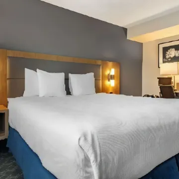Best Western Plus Vancouver Airport Hotel
