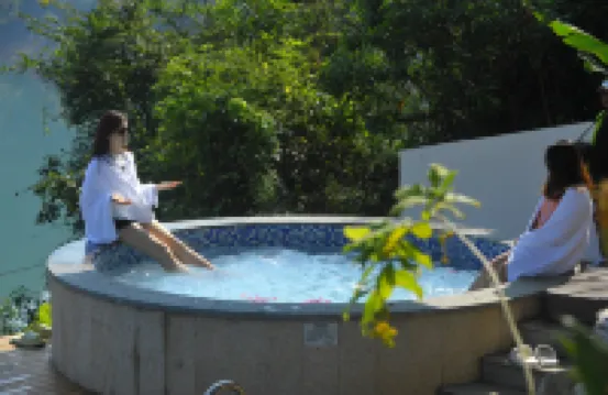 Huxi Yunzhan Homestay (Qingyuan Taohua Lake Branch)