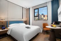 Guangzhou Tower Pazhou Convention and Exhibition Hongyang·Liyue Hotel - Romantic