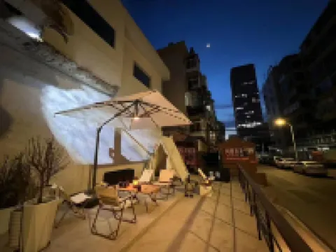 HOMIE Youth Hostel