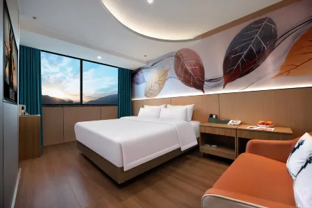 Renhe Hotel (Panzhihua Renhe Square High-speed Railway Station) Отели рядом с достопримечательностью «Datian Convention Relic Site»