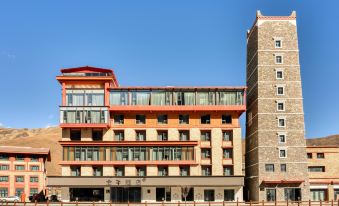 All Seasons Hotel (Kangding Xinduqiao Photography Paradise Town)