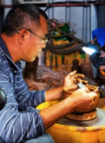 Zijin Pottery Art Hotel