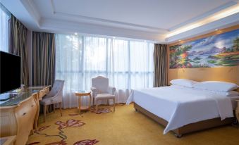 Vienna Hotel (Wuhan Nanhu Huazhong Agricultural University)