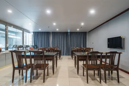 Junyi Chain Hotel (Zhongdou Dajie)