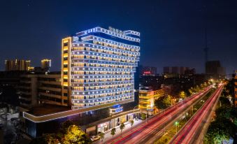 Shantou Yiju Hotel