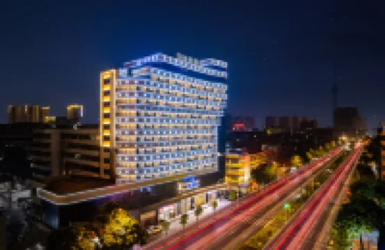 逸居ホテル 汕頭小公園 スワトウ中山公園周辺のホテル