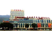 Longting Hotel Hotels near Junlian Population Cultural Square