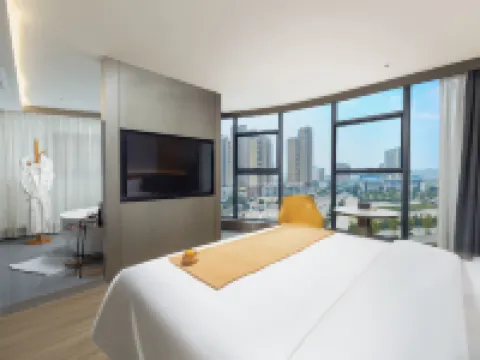 世家國際酒店（石門北站店） 石門酒店