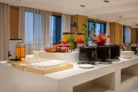 Jiujiang Jiulong Yunjing Hotel at 98 Flood Control Memorial Square, Balihu New District - Morgenmad