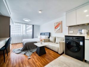 Yunxuan Select City Apartment