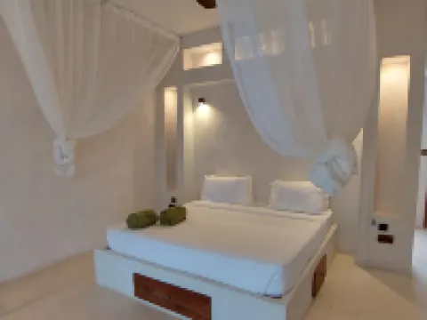 Al Mahali Villas Hotels in Galu