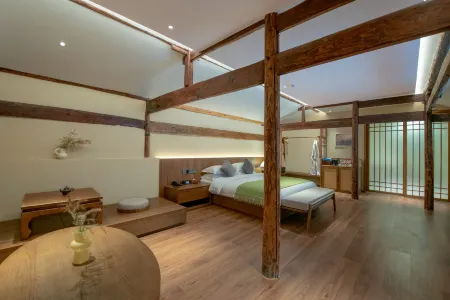 Xinan Hermitage Ancient House Hotel Отели рядом с достопримечательностью «Zheng's Ancestral House of She County»