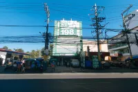 RedDoorz @ Ranchotel Alabang