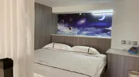Sanhe Yiren Homestay - balcony