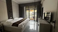 Pingxiang Guodong Hotel