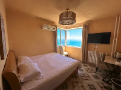 Haibiande Adu Lina Apartment (Qingdao May Fourth Square) فنادق في 