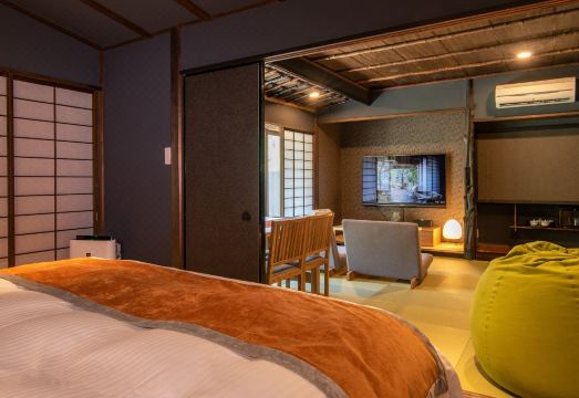 객실 내부 전경