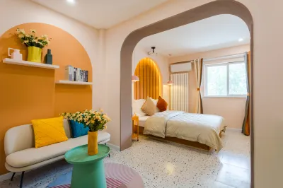 Home Inn-UP Hao Sleeping Hotel (Beijing Yuanmingyuan Sports University) Hotel in zona Yulinglong Hall