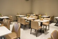 Lavande Hotel (Zhangjiakou Victoria Square) - Family