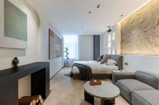 麗斯未來飯店（高鐵西站店） 華聯商廈附近的飯店