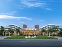 Xinjiang Plaza Holiday Hotel Sanya Fenghuang Uluslararası Havalimanı yakınındaki oteller