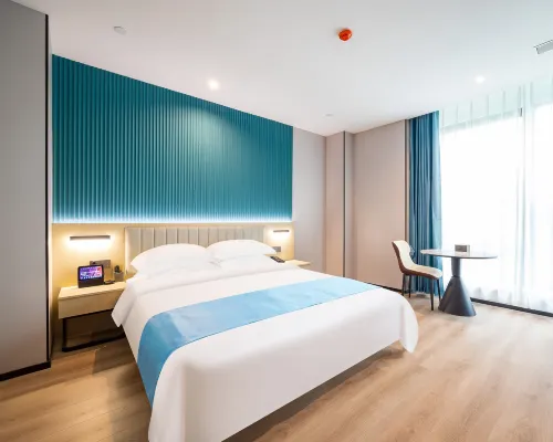 โรงแรมเดเลนี (จัตุรัสสี่พฤษภาคม ชิงเต่า เวียงจันทน์ซิตี้) โรงแรมใกล้จัตุรัสสี่พฤษภาคม