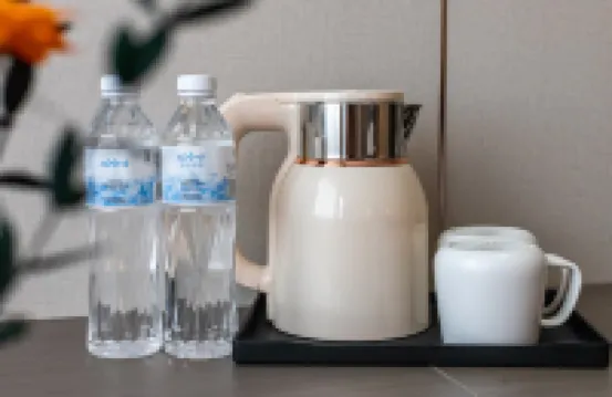 艾扉酒店（桐廬中心廣場店）