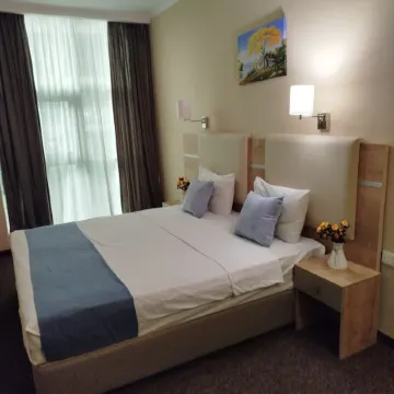 Green Tower Hotel