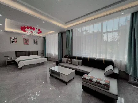 luoma Отели рядом с достопримечательностью «Fuyuan Port»