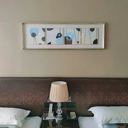 Jun Yue Hotel