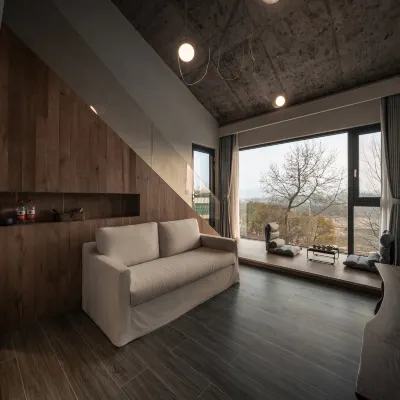 有澗宿·Candy Home 溫泉私湯設計師親寵美宿 中南百草原附近的飯店