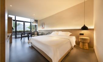 Wansheng Heishangu Heishan Yihao Family Homestay