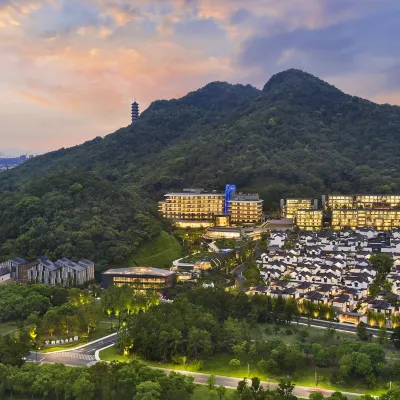 Hangzhou Xianghu Liberty Manor Hotels near Baimahu Convention Center