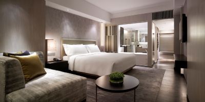 デラックススイート ニューワールド マカティ ホテル、マニラの写真