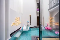 Moon 5-Bedroom Luxury Pool Villa
