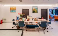 Cloud squatting grass e-sports landscape apartment (Qingyuecheng store)