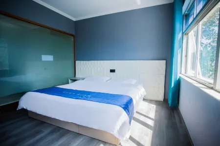 Guangde Zhongchao Theme Hotel Отели рядом с достопримечательностью «FuZiMiao GuangChang BuXingJie»