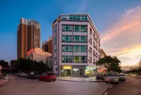 早咖啡民宿 Hotel berhampiran Shilin Commercial Pedestrian Street