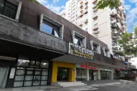 Huaxuan Hotel (Hongkou Soccer Stadium Subway Station) Hotel in zona Shanghai Institute for Youth Administration