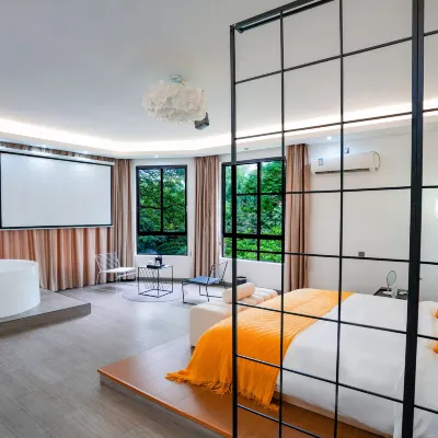 Qingyuan Hongdoushuxia Homestay Hotels near Feixia Railway Station