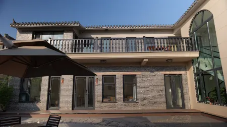 Tingshui Guancheng Homestay (Handan Guangfu Ancient City) Отели рядом с достопримечательностью «Guangfu Ancient Town»